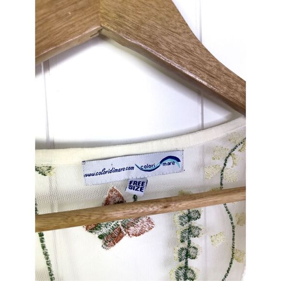 Colori di Mare Beachwear Embroidered Floral Butterfly Lace Detail Cover Up OS - Picture 2 of 9